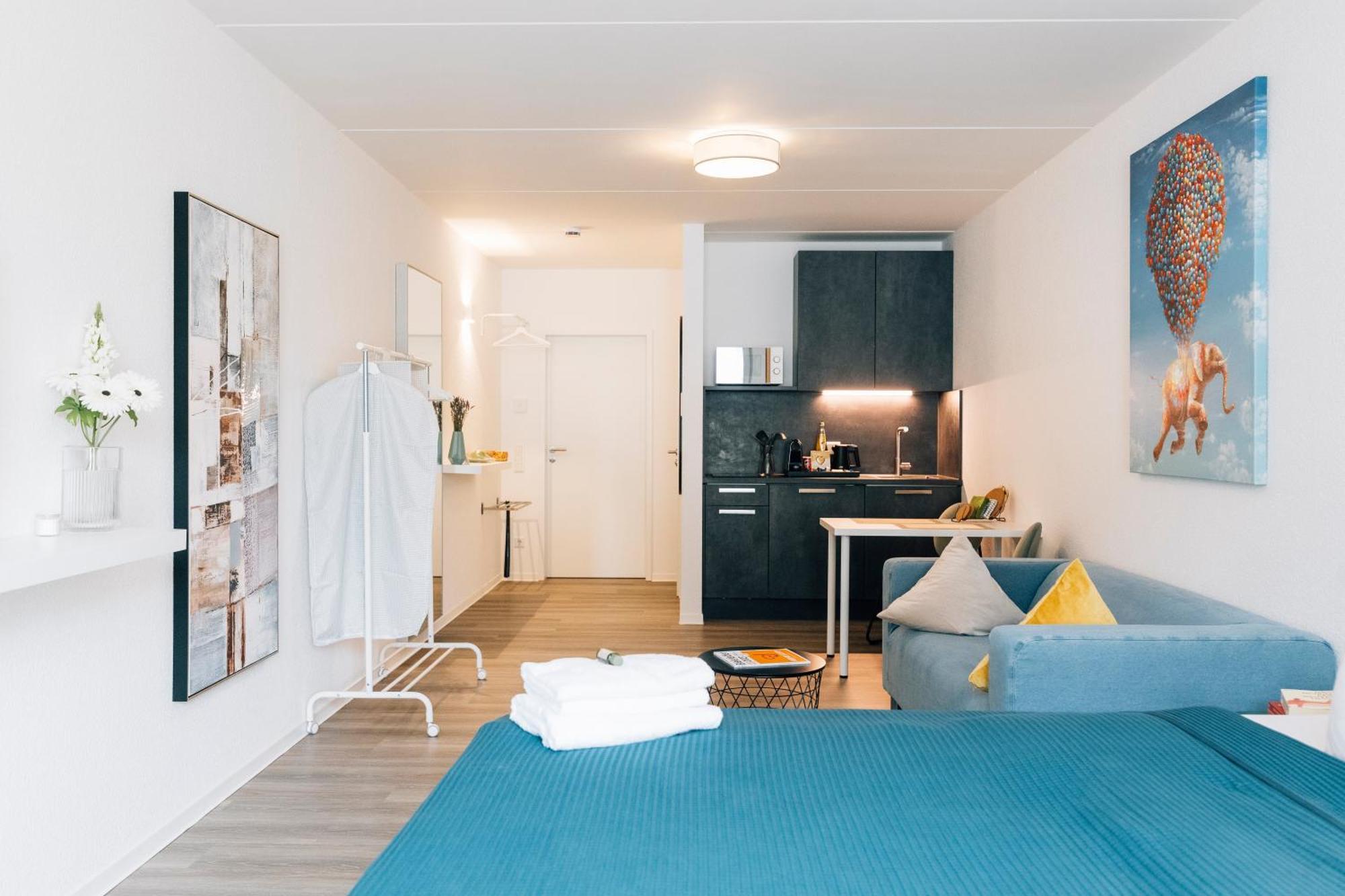 City - Travel & Living - Appartement Билефелд Екстериор снимка